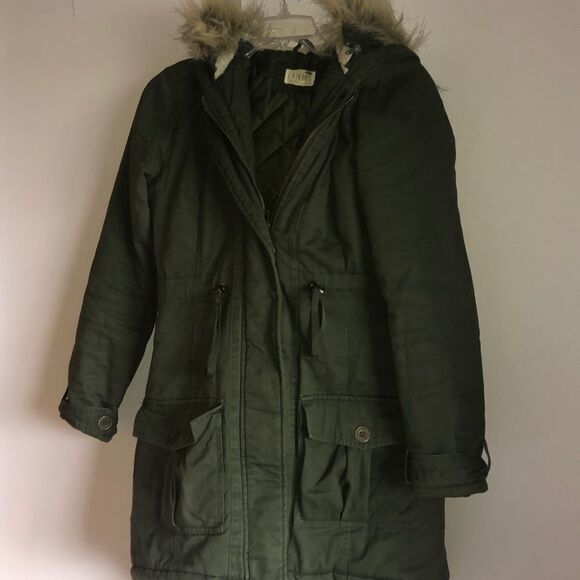 LA hearts army green jacket with a faux fur hood - Picture 1 of 9
